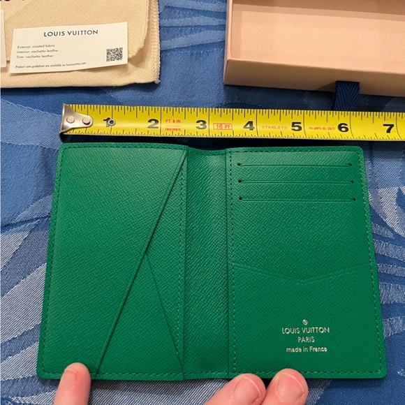 Louis Vuitton green tiagarama green pocket organizer NEW - Picture 3 of 13